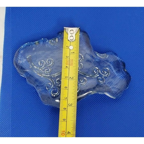 Heavy Glass Ireland Eamon Glass Frosted Clear Isle of Ireland Paperweight & Box - Picture 12 of 12